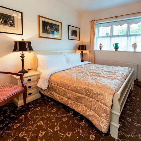 Bed & Breakfast The Gallery B&b, The Glen, ,county Cork Kinsale