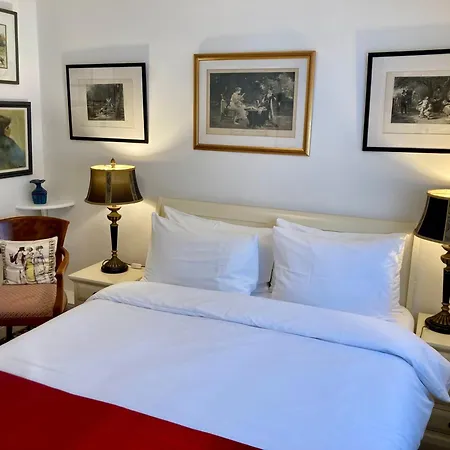 Bed & Breakfast The Gallery B&b, The Glen, ,county Cork *