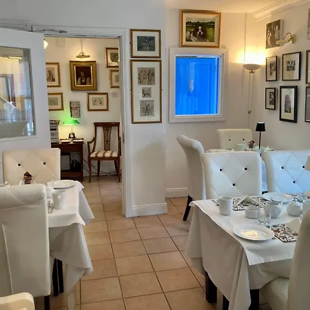 Bed & Breakfast The Gallery B&b, The Glen, ,county Cork *